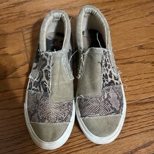 Blowfish slip on sneakers